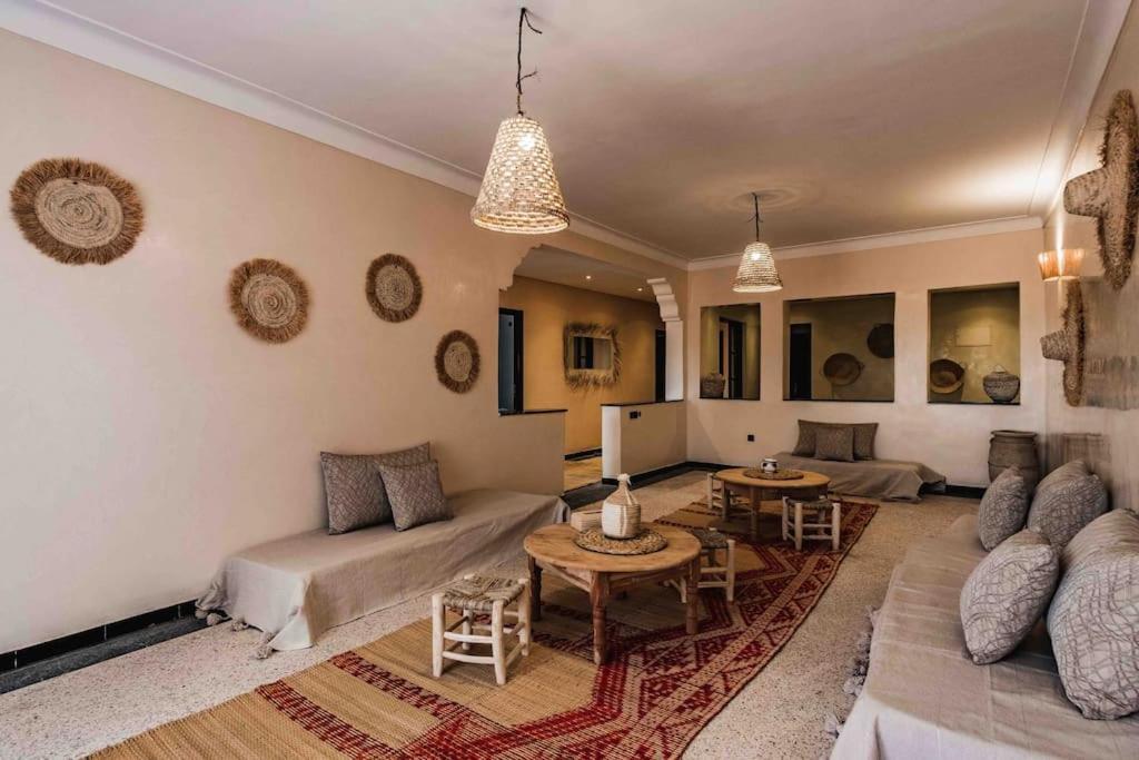 Central Majorelle Apartment Sleeps 4 Marrakesh Buitenkant foto