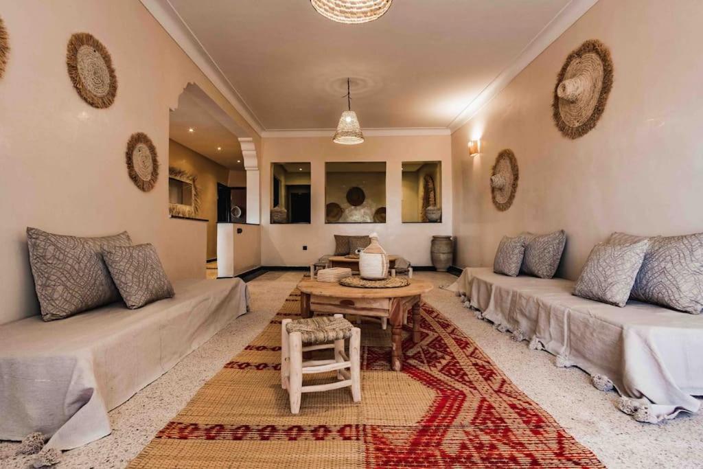 Central Majorelle Apartment Sleeps 4 Marrakesh Buitenkant foto